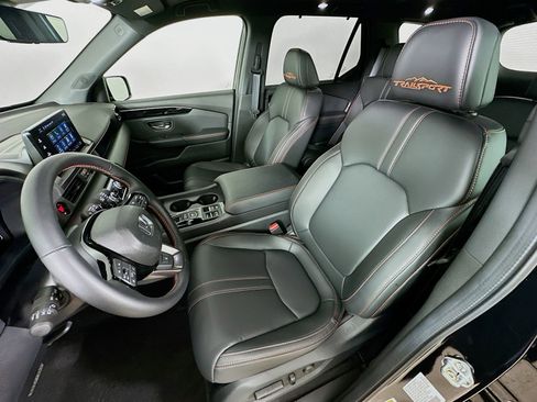 Used 2024 Honda Pilot TrailSport image 33