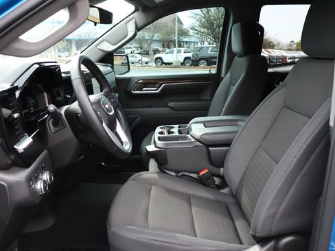 Certified 2024 GMC Sierra 1500 Elevation w/ X31 Off-Road Package image 10