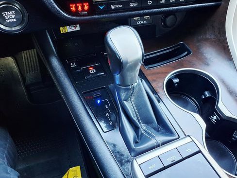 Used 2022 Lexus RX 350 FWD w/ Premium Package image 26