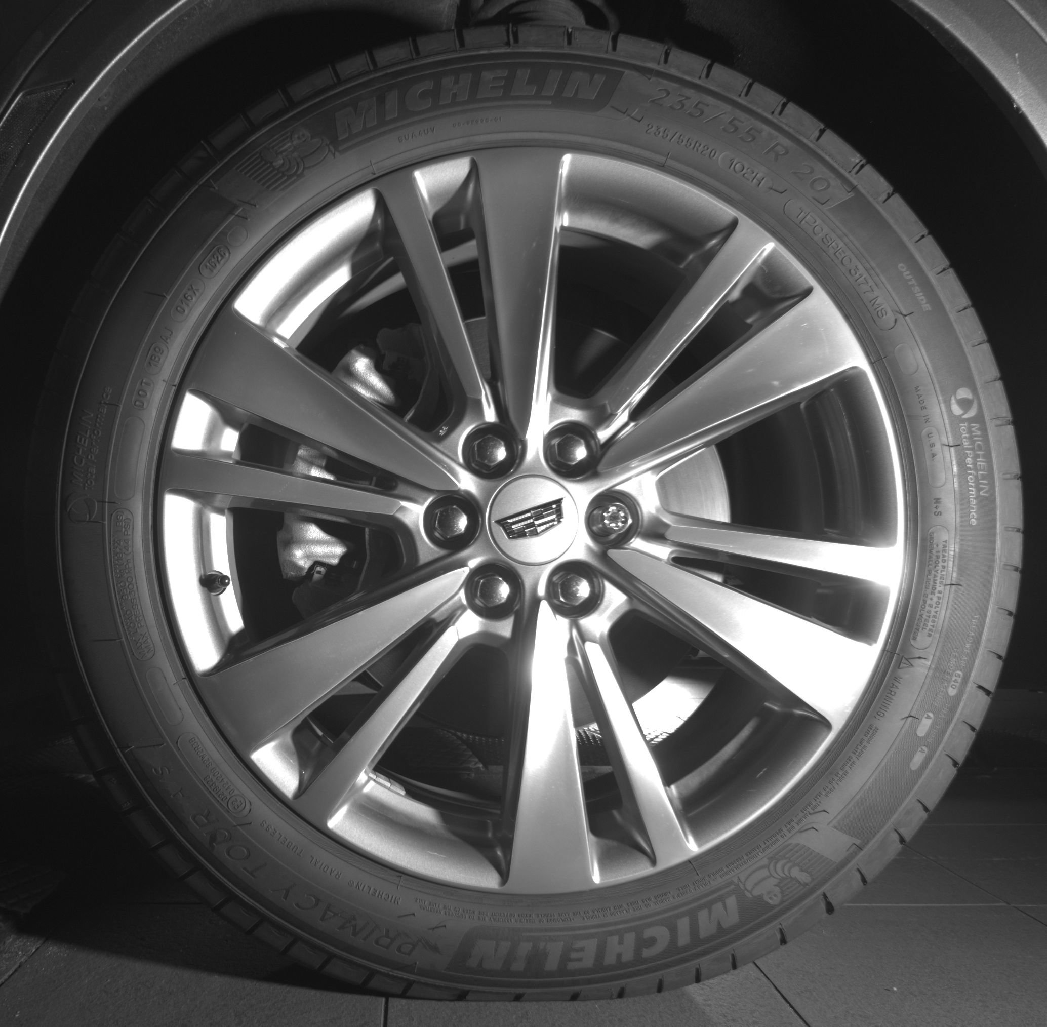 Used 2024 Cadillac XT5 Premium Luxury FWD image 9