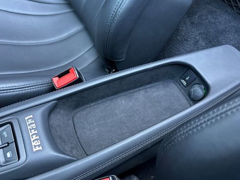 Used 2022 Ferrari F8 Tributo RWD image 26