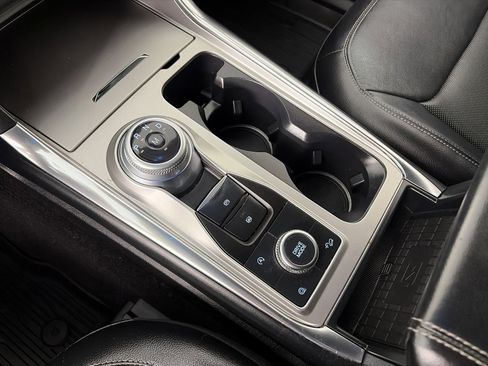 Certified 2020 Ford Explorer Limited image 22