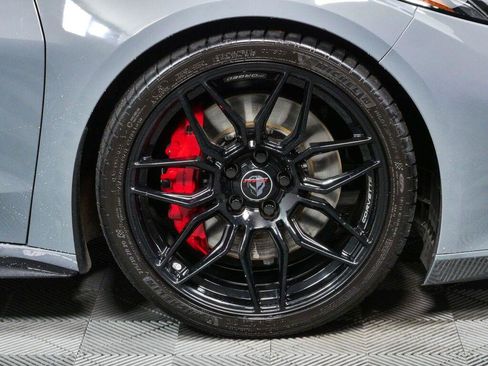 Used 2024 Chevrolet Corvette Z06 RWD image 39