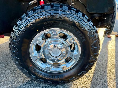 Used 2016 Ford F350 XLT w/ XLT Premium Package image 17