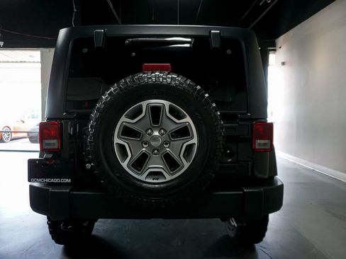 Used 2013 Jeep Wrangler Unlimited Rubicon w/ Connectivity Group AWD/4WD image 17