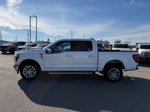 Used 2024 Ford F150 Lariat w/ FX4 Off-Road Package image 21