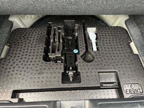 Used 2019 Honda Accord EX-L image 32