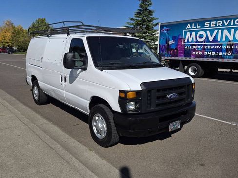 Used 2014 Ford E-250 and Econoline 250 w/ Power Group RWD image 3