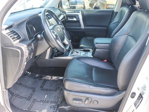 Used 2023 Toyota 4Runner Limited AWD/4WD image 18