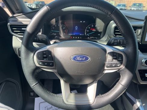 Used 2023 Ford Explorer XLT w/ Equipment Group 202A image 27