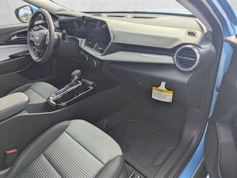 New 2026 Chevrolet Trax LT image 18