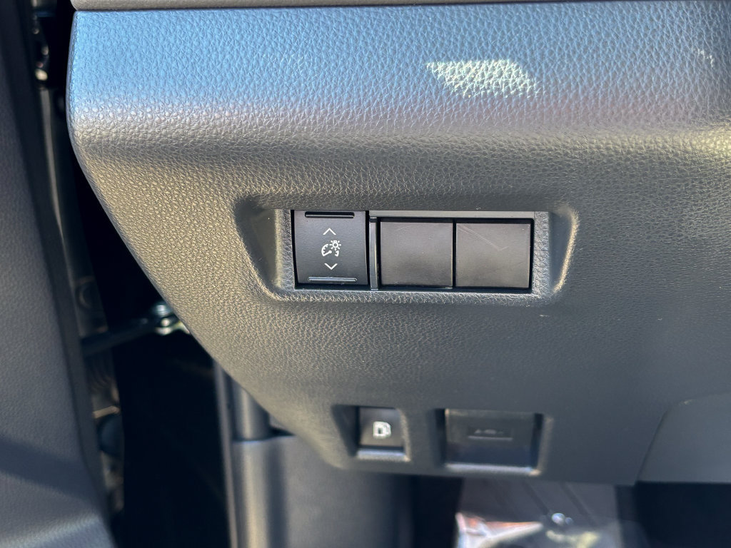 Certified 2026 Toyota RAV4 LE AWD/4WD image 32