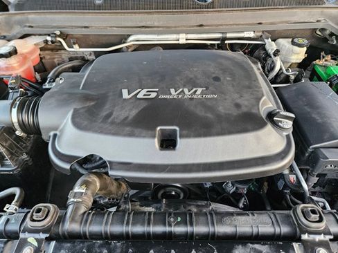 Used 2020 Chevrolet Colorado LT w/ LT Convenience Package image 21