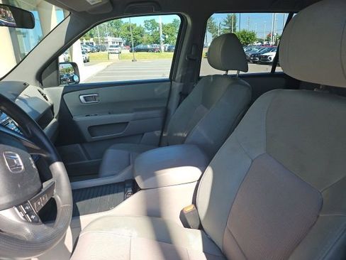 Used 2014 Honda Pilot EX image 10