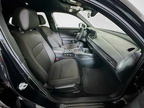 Used 2025 Honda HR-V Sport image 30