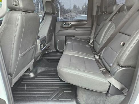 Used 2025 Chevrolet Silverado 3500 LTZ w/ LTZ Convenience Package image 20