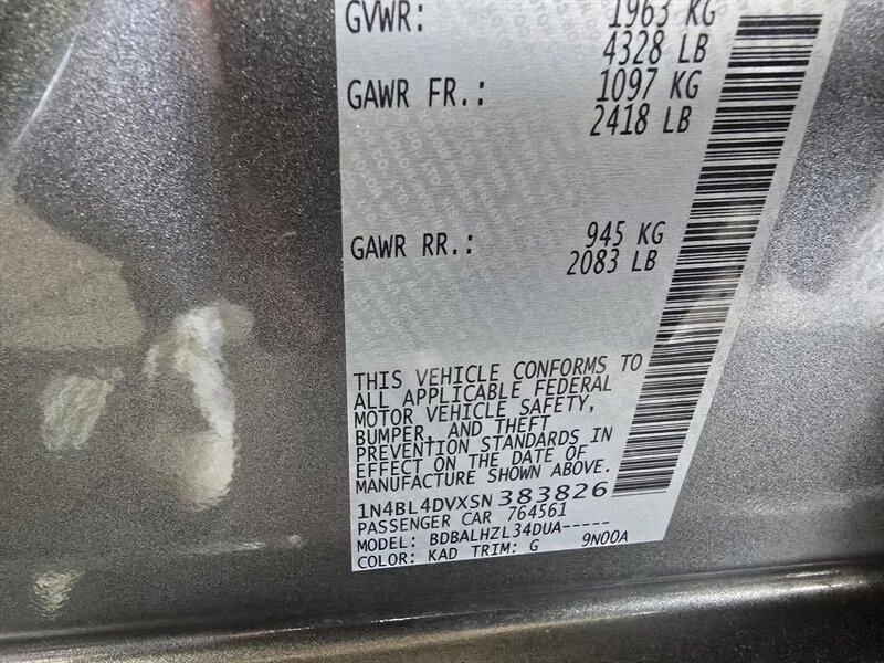 Used 2025 Nissan Altima 2.5 SV FWD image 30