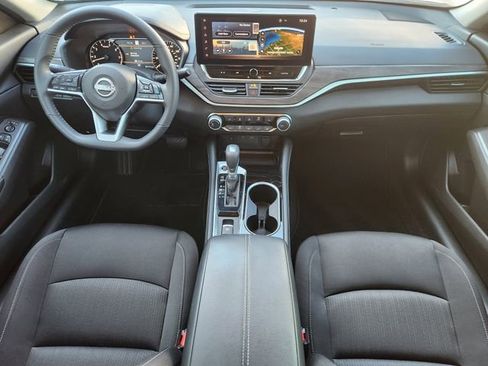 Certified 2024 Nissan Altima 2.5 SV w/ SV Premium Package image 25