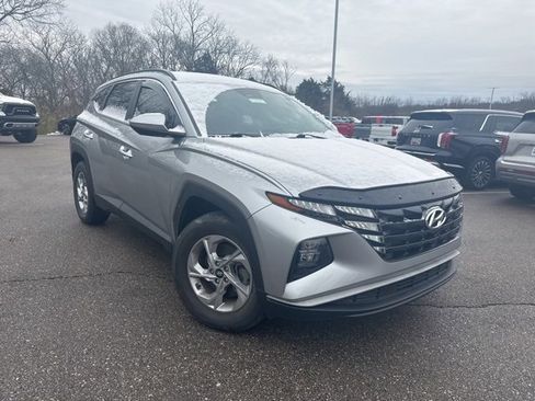 Used 2022 Hyundai Tucson SEL image 2