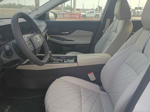 New 2026 Nissan Sentra SL w/ Floor Mat Package image 24