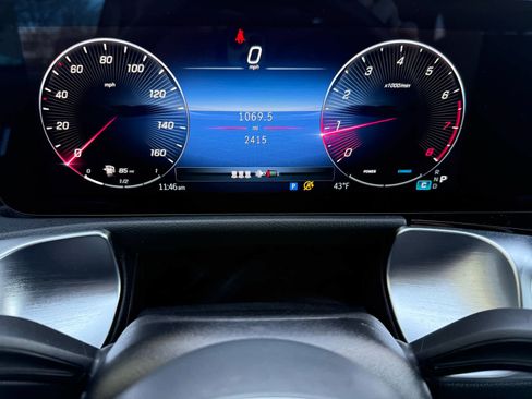 Certified 2025 Mercedes-Benz GLB 250 4MATIC image 18