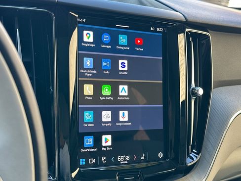 Certified 2025 Volvo XC60 T8 Plus w/ Protection Package Premier image 20