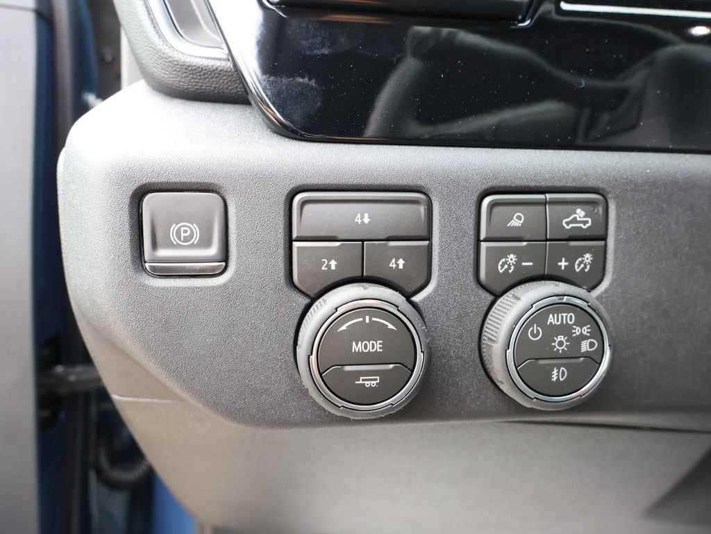 New 2026 Chevrolet Silverado 2500 LT w/ Trail Boss Package AWD/4WD image 13