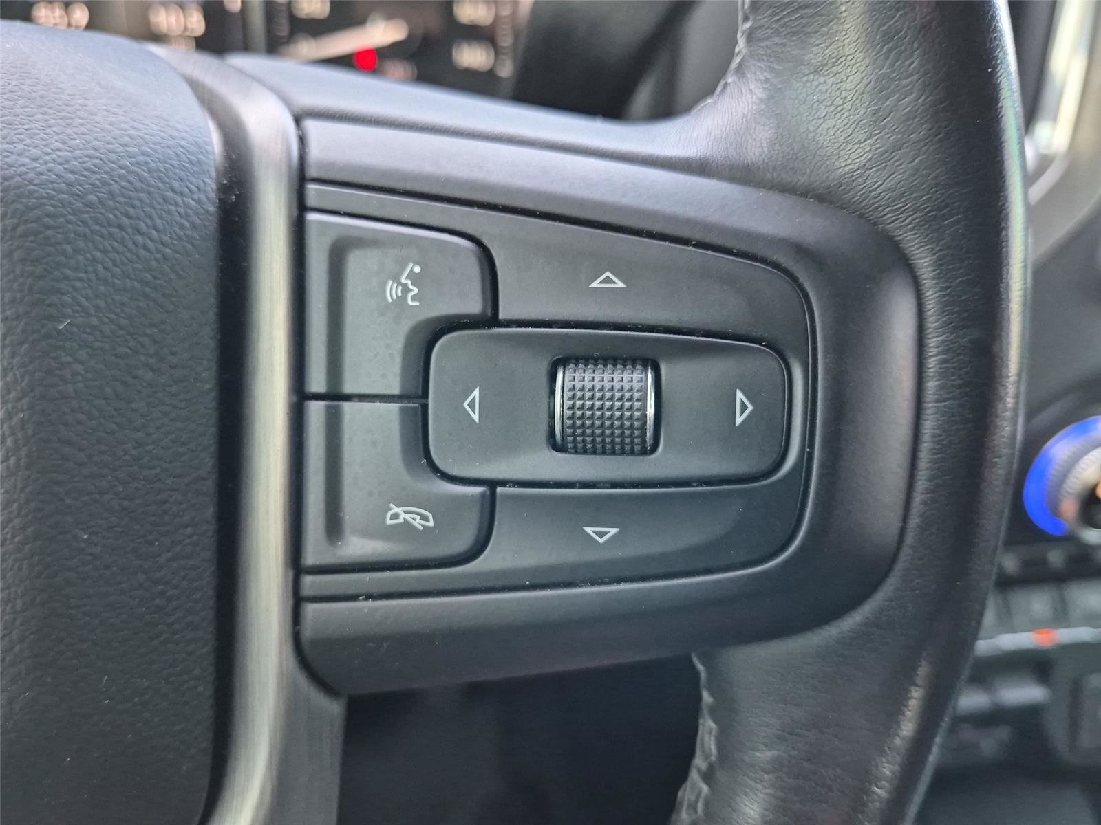 Used 2021 GMC Sierra 2500 Denali w/ Denali Black Diamond Edition AWD/4WD image 21