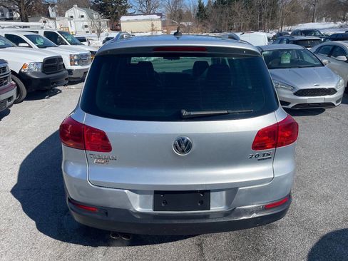 Used 2013 Volkswagen Tiguan SE image 4