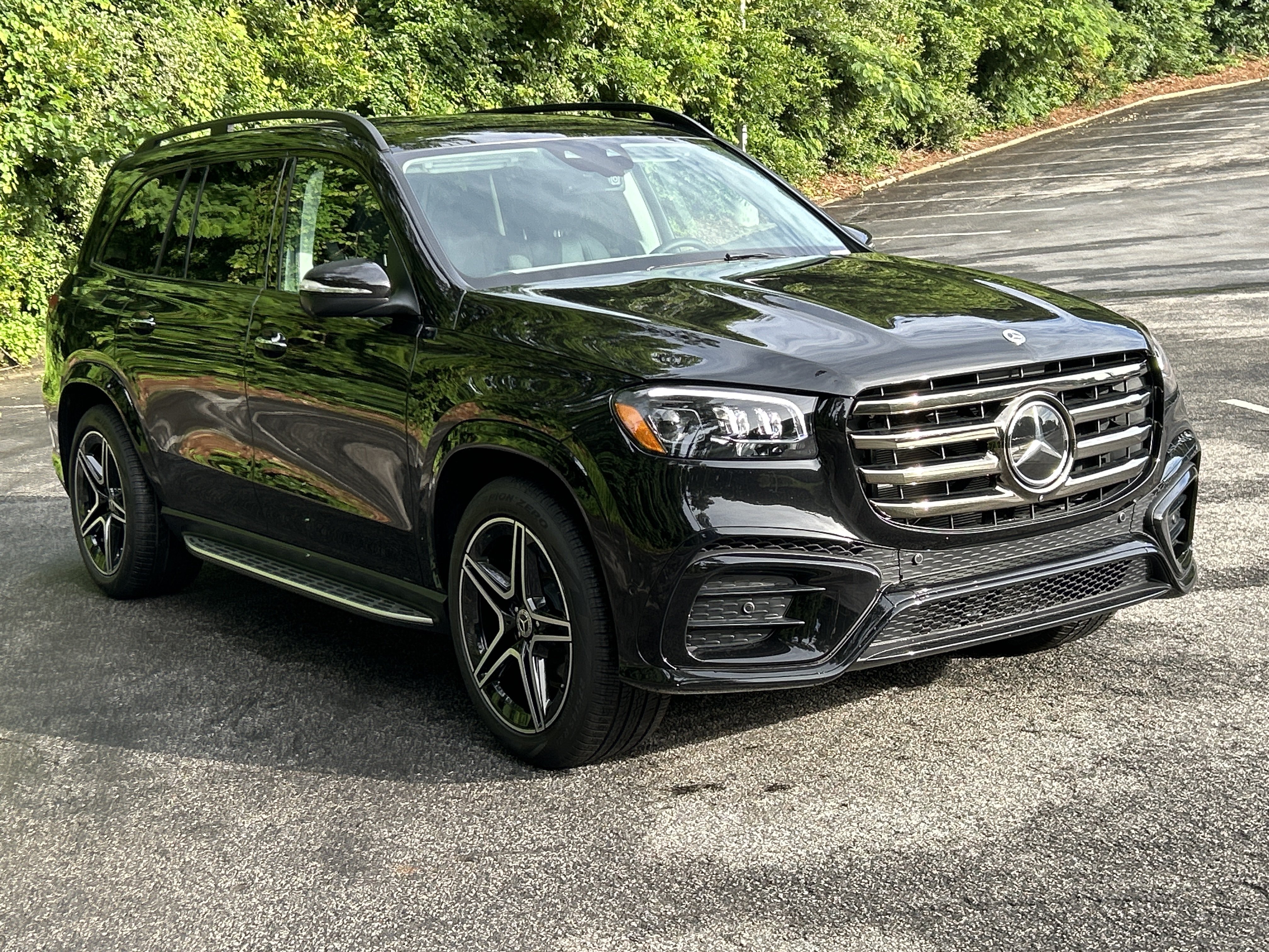 New 2026 Mercedes-Benz GLS 450 4MATIC image 4