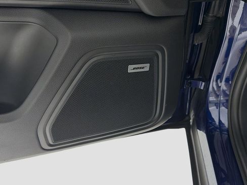 Certified 2022 Porsche Macan S image 12