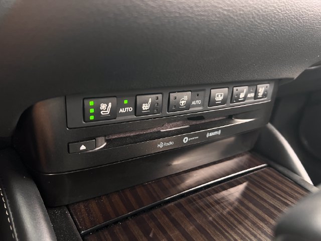Used 2019 Lexus ES 350 w/ Accessory Package 2 FWD image 26