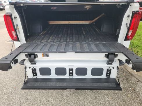 Used 2022 GMC Sierra 1500 AT4 w/ AT4 Premium Package AWD/4WD image 31