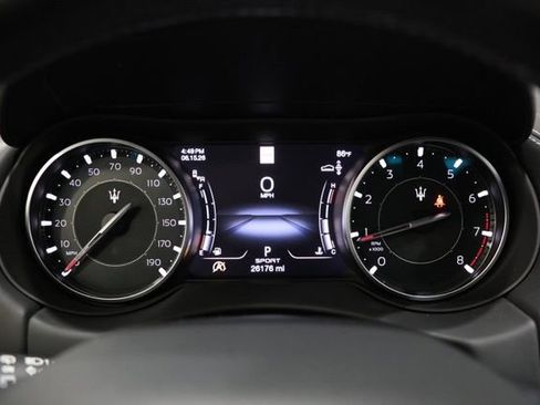 Used 2022 Maserati Levante Modena AWD/4WD image 23