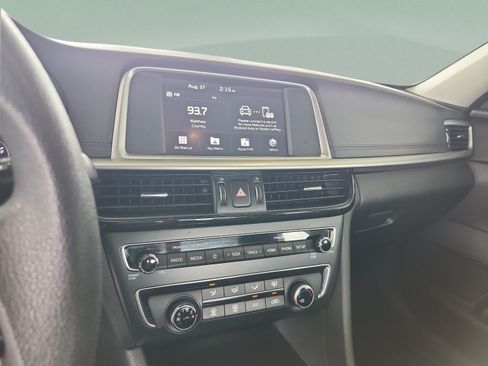 Used 2020 Kia Optima LX FWD image 12