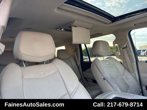 Used 2016 Cadillac Escalade Luxury image 97