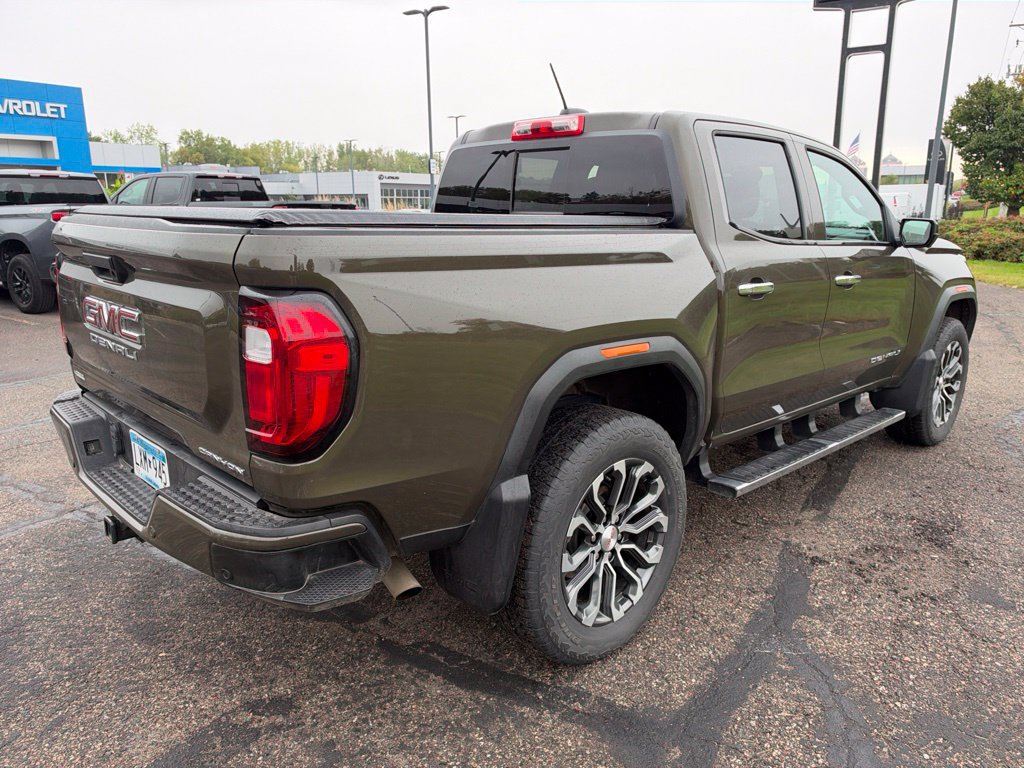 Used 2023 GMC Canyon Denali AWD/4WD image 9