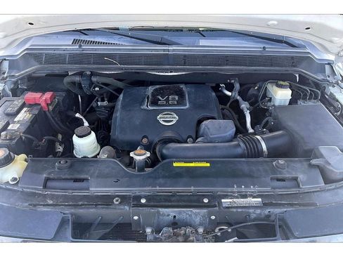 Used 2013 Nissan Armada Platinum w/ Platinum Reserve Pkg image 12