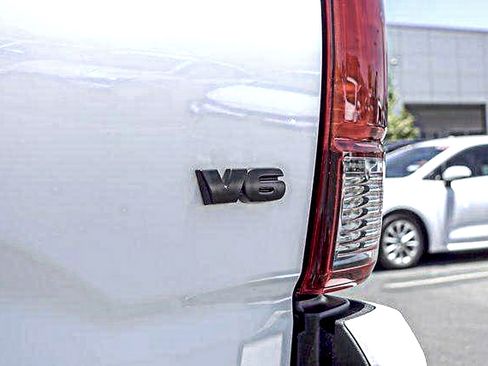 Used 2023 Toyota Tacoma SR AWD/4WD image 10