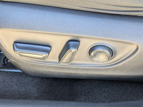 Used 2023 Toyota RAV4 XLE image 21