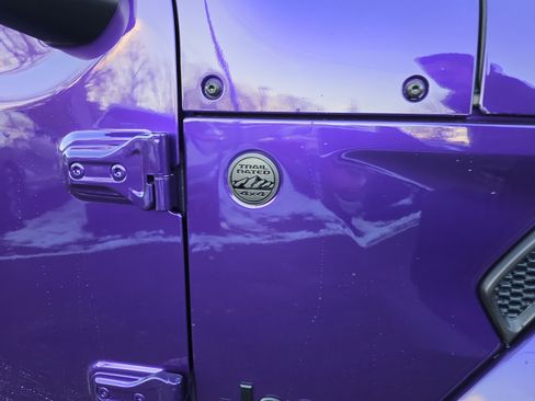 New 2026 Jeep Gladiator Sport AWD/4WD image 23