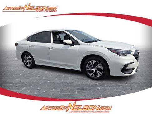 Used 2025 Subaru Legacy Premium AWD/4WD image 1