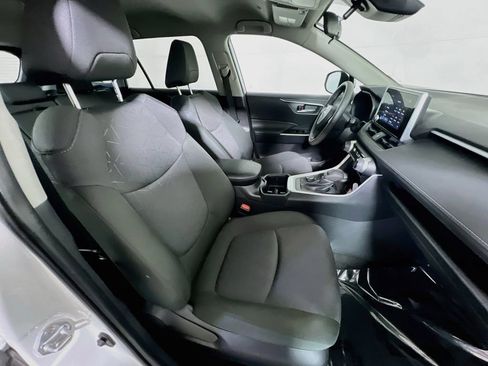 Certified 2025 Toyota RAV4 XLE AWD/4WD image 24