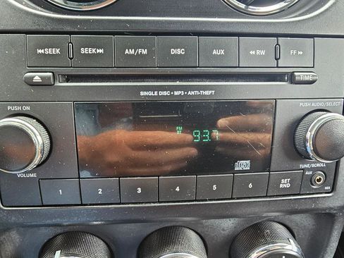 Used 2014 Jeep Compass Sport w/ Power Value Group FWD image 40