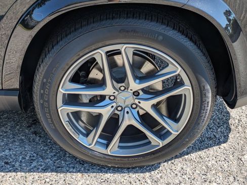 Certified 2024 Mercedes-Benz GLE 53 AMG 4MATIC image 26