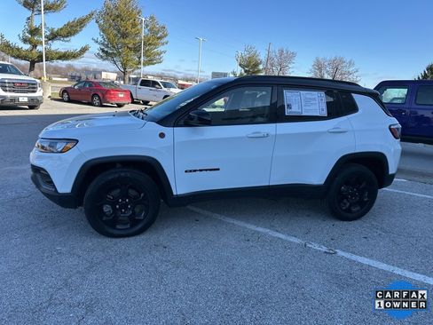 Used 2023 Jeep Compass Trailhawk image 14