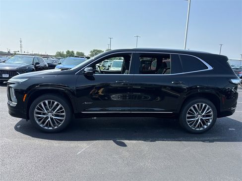 New 2026 Buick Enclave Avenir w/ Super Cruise Package image 5