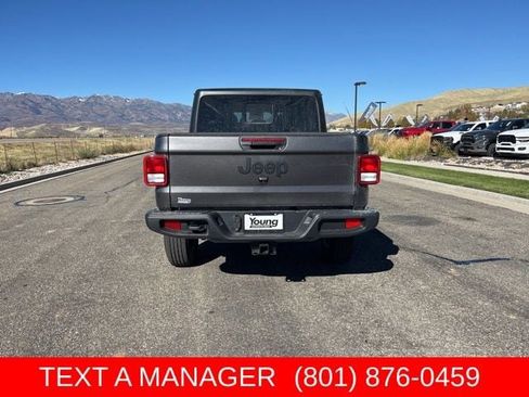 New 2025 Jeep Gladiator Sport AWD/4WD image 5