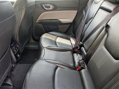 Certified 2022 Jeep Compass Limited w/ Sun and Sound Group image 21