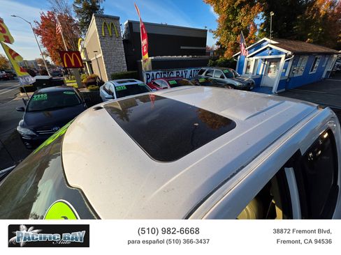 Used 2018 Ford F150 Lariat w/ Equipment Group 501A Mid image 9